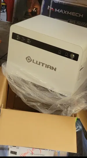 Brand New Lutian Solar Generator 3000watts