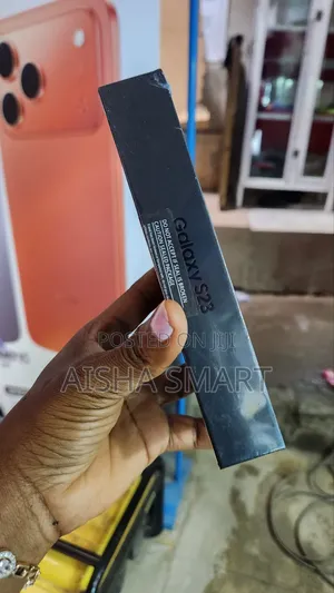 New Samsung Galaxy S23 128 GB Black