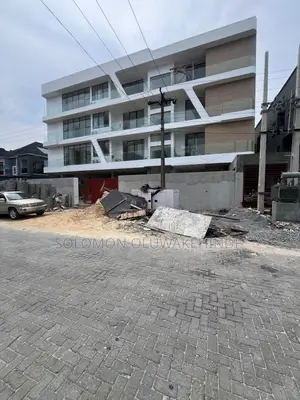 2bdrm Apartment in Lekki Phase 1 for sale
