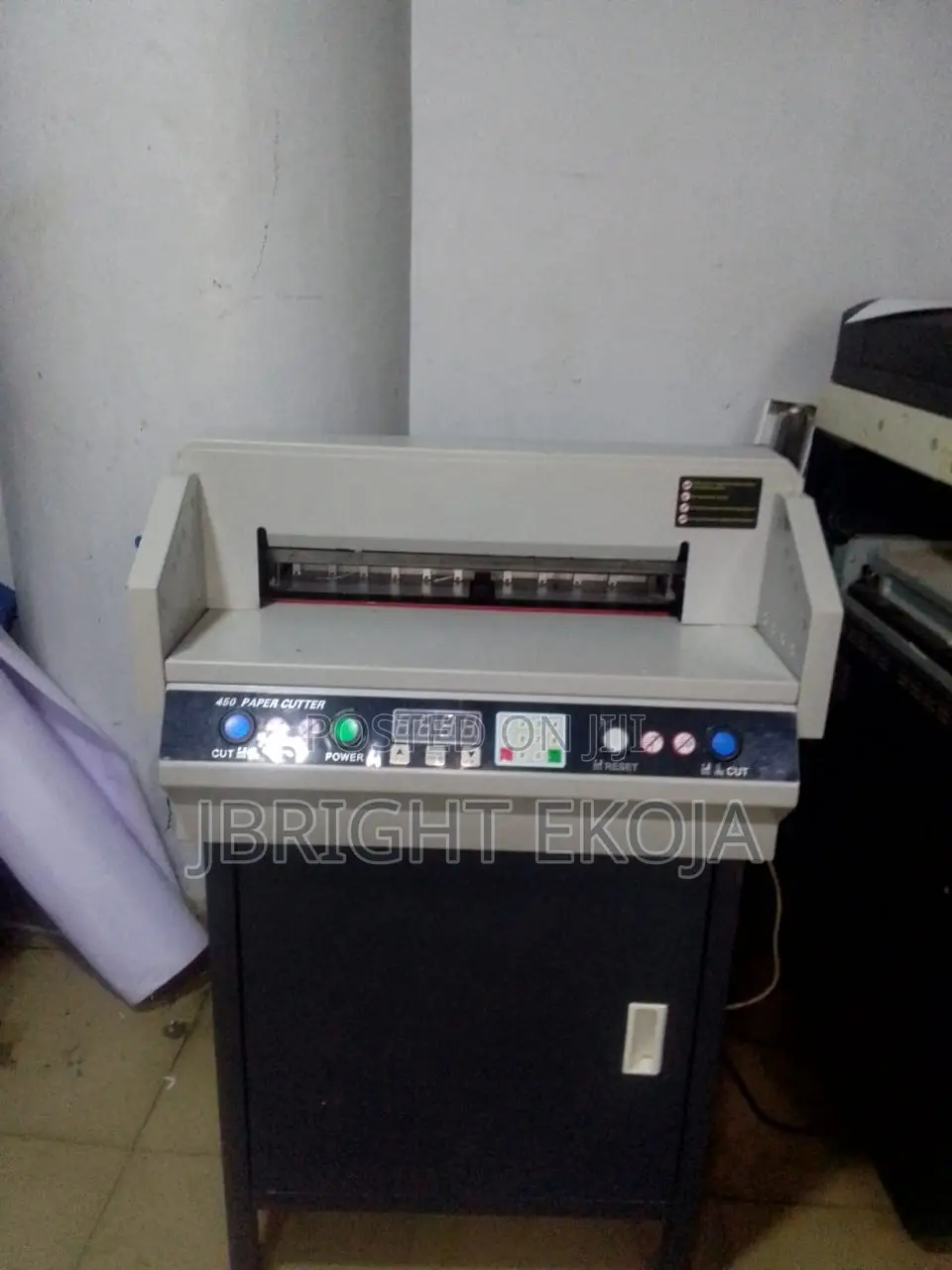 Cutting Machine
