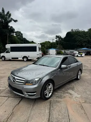 Mercedes-Benz C300 Sport 4Matic Sedan AWD (3.5L 6cyl 7A) 2013 Gray