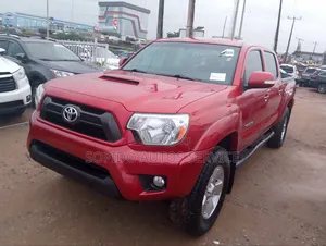 Toyota Tacoma 2014 Red