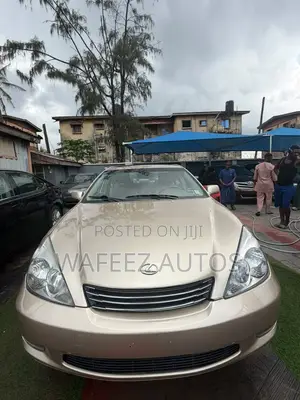Lexus ES 300 2003 Gold