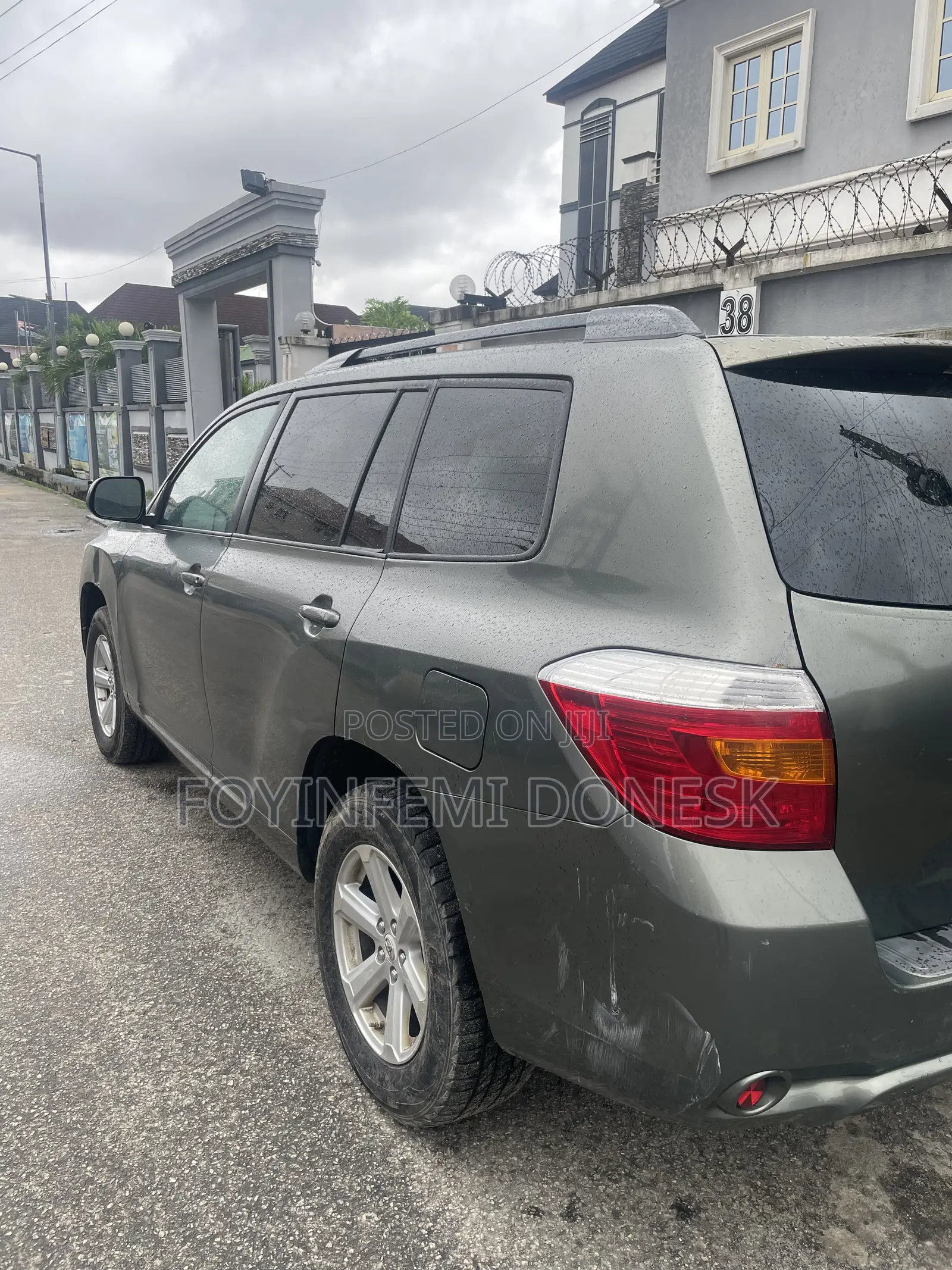 Toyota Highlander 2010 Gray
