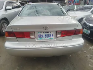 Toyota Camry 2001 Silver