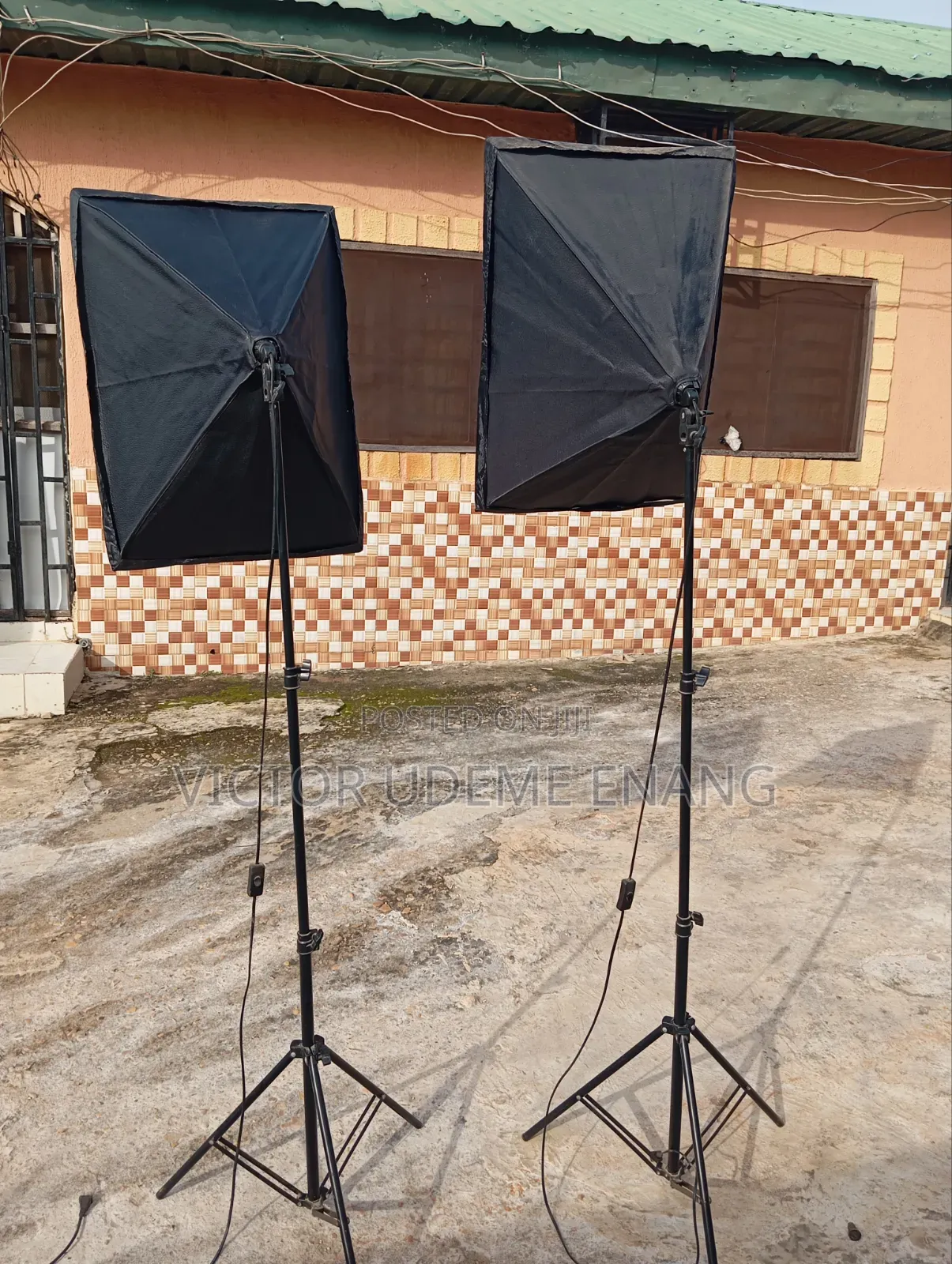 2 Light Box With Tripod Stand