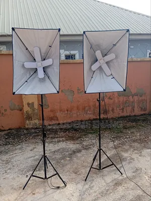 2 Light Box With Tripod Stand