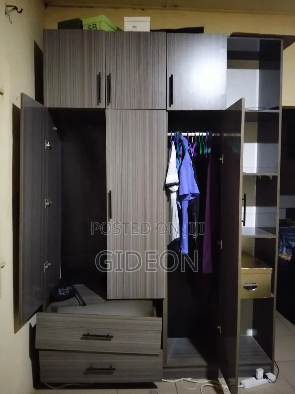 Room Cabinet