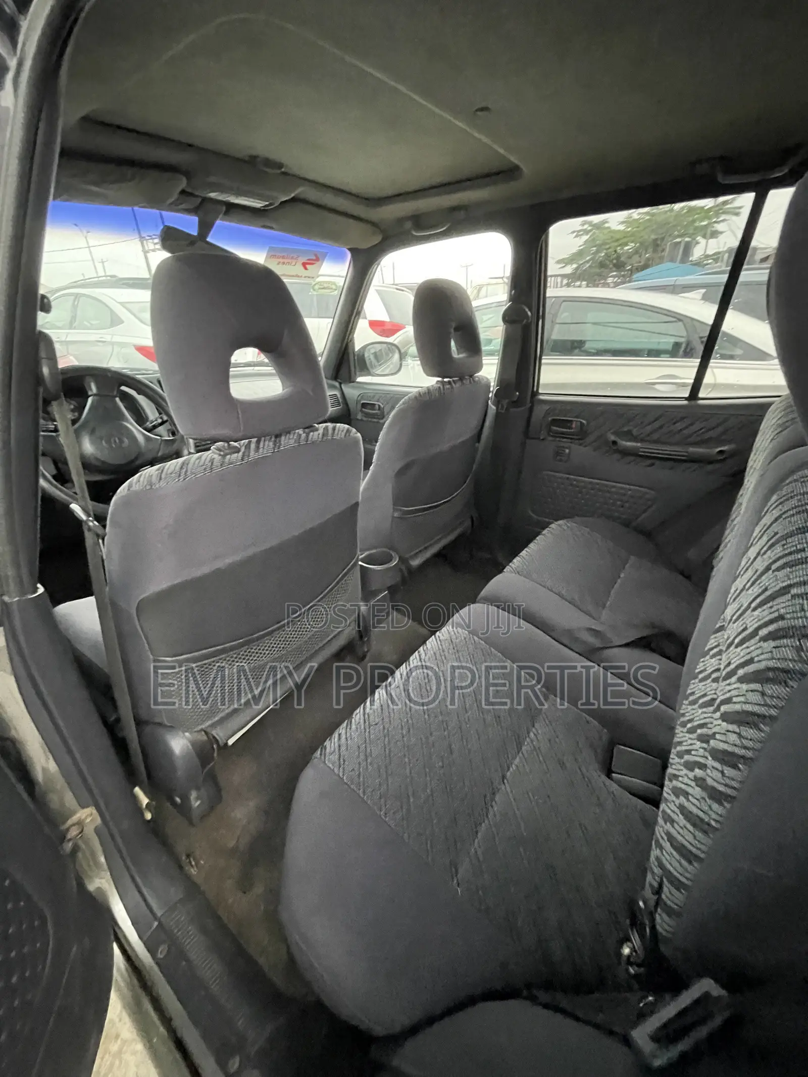 Toyota RAV4 Automatic 2000 Gray
