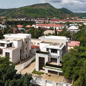 6bdrm Duplex in Maitama for sale