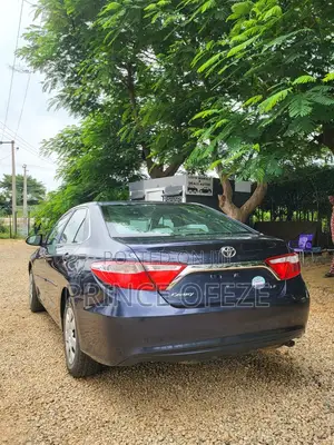 Toyota Camry 2016 Blue