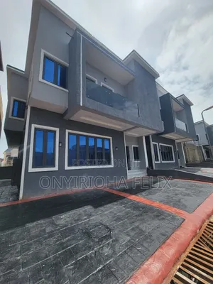 4bdrm Duplex in Lugbe Airport Road, Kiami for rent