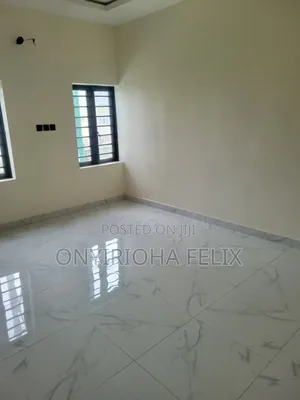 4bdrm Duplex in Lugbe Airport Road, Kiami for rent