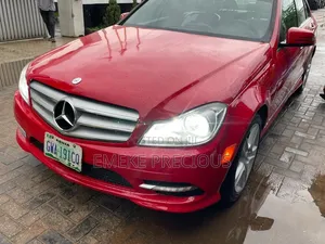Mercedes-Benz C350 C350 BlueEFFICIENCY RWD 2011 Red