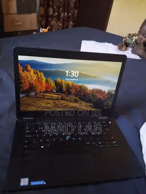 Laptop Dell Latitude 7420 4GB Intel Core i5 HDD 512GB