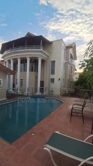 Furnished 5bdrm Mansion in Private Estate Lekki for sale