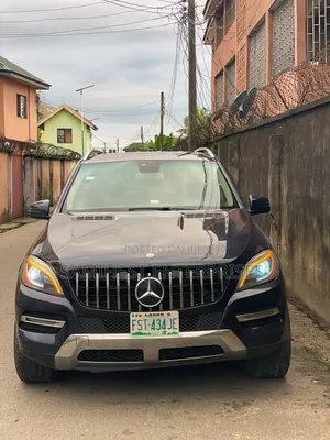 Mercedes-Benz M Class ML350 4MATIC 4dr SUV AWD (3.5L 6cyl 7A) 2014 Gray