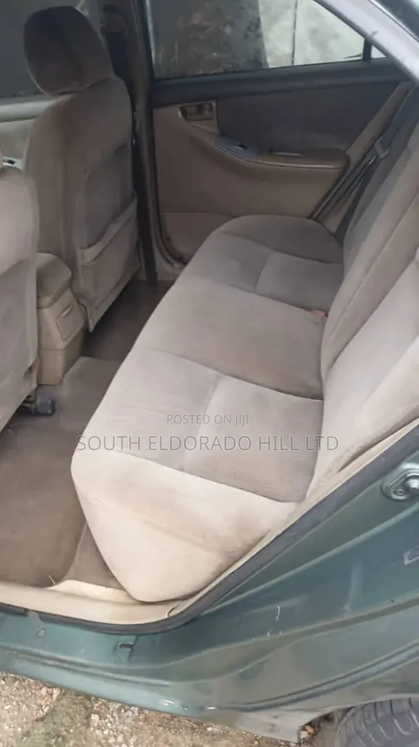 Toyota Corolla 2005 Green