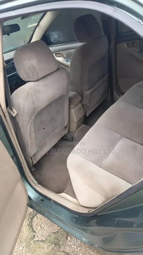 Toyota Corolla 2005 Green