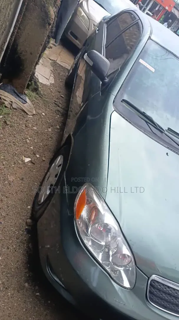 Toyota Corolla 2005 Green