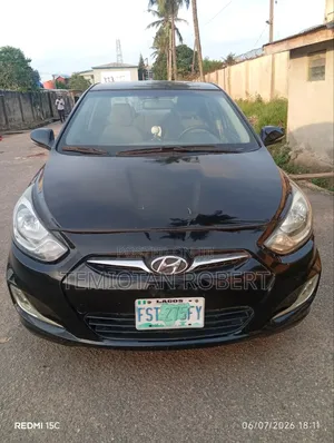 Hyundai Accent GLS 2013 Black
