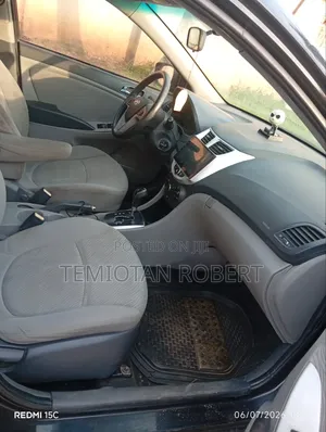 Hyundai Accent GLS 2013 Black