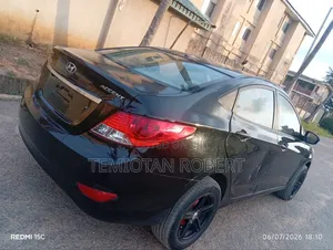Hyundai Accent GLS 2013 Black