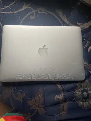Laptop Apple MacBook Pro 2015 8GB Intel Core i5 SSD 128GB