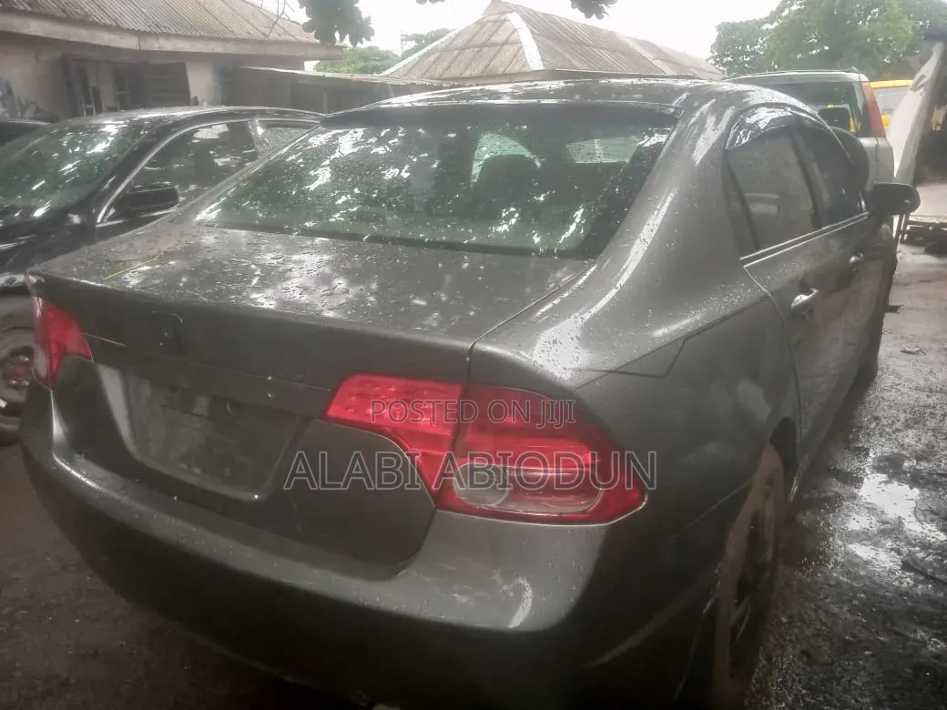 Honda Civic 2011 Gray