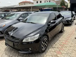 Peugeot 301 2014 Black