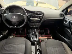 Peugeot 301 2014 Black