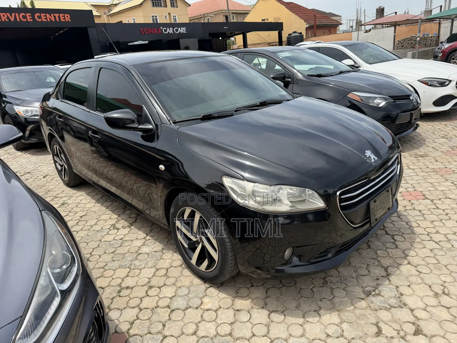 Peugeot 301 2014 Black