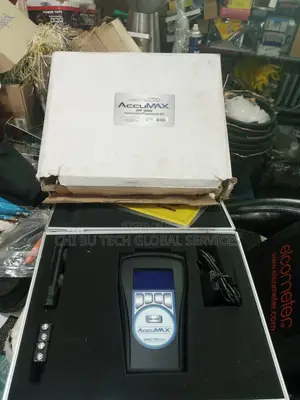 Spectroline AccuMAX XRP-3000 Digital Radiometer/Photometer