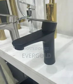 Hot and Cold Basin Mixer Tap High Quality