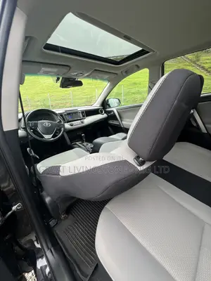Toyota RAV4 XLE AWD (2.5L 4cyl 6A) 2017 Black
