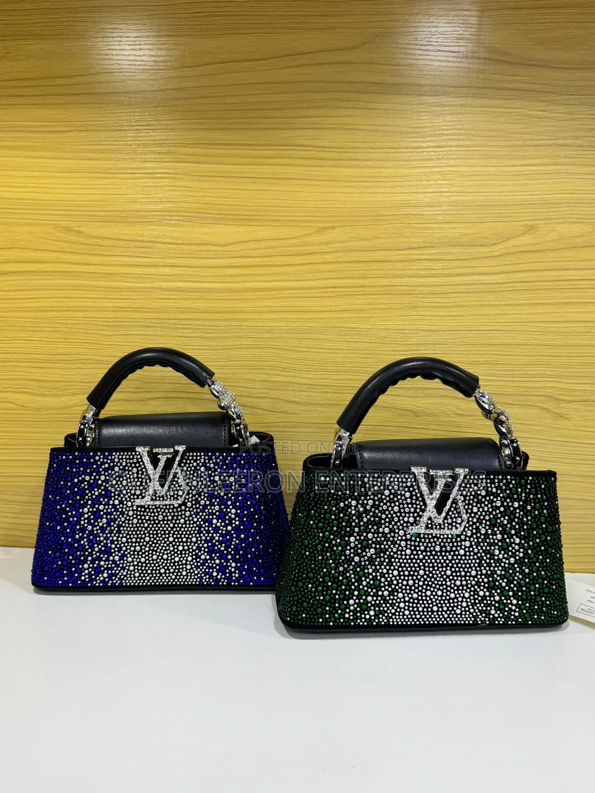 High Quality LV Stud Bag