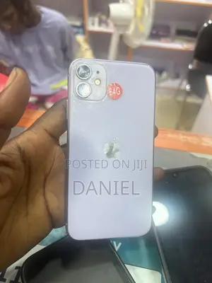 Apple iPhone 11 64 GB Purple