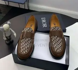 Dior Men’S Quality Leather Shoe With Class