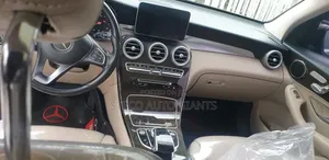 Mercedes-Benz GLC-Class 2016