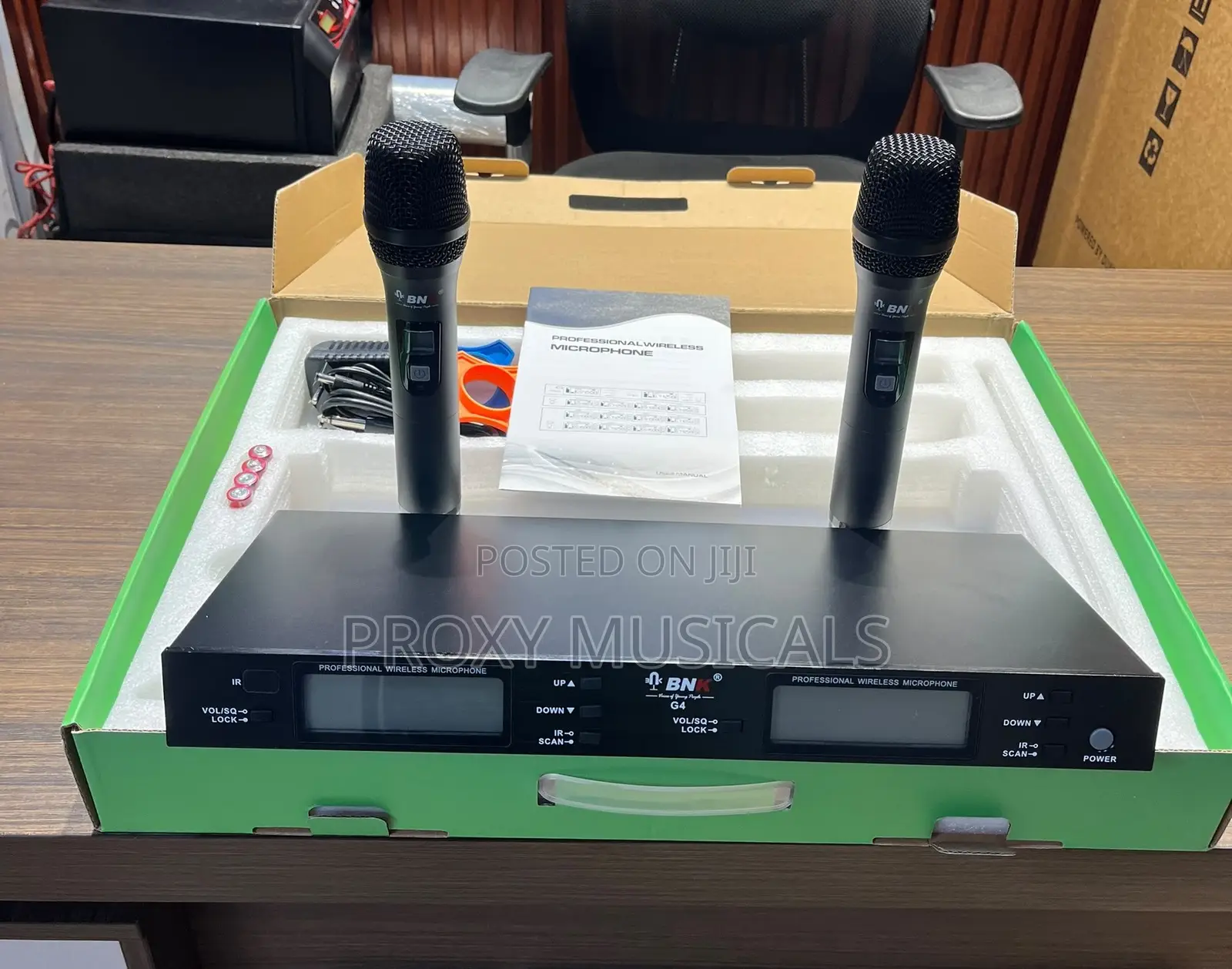 BNK G4 Digital Wireless Vocal Set Microphone