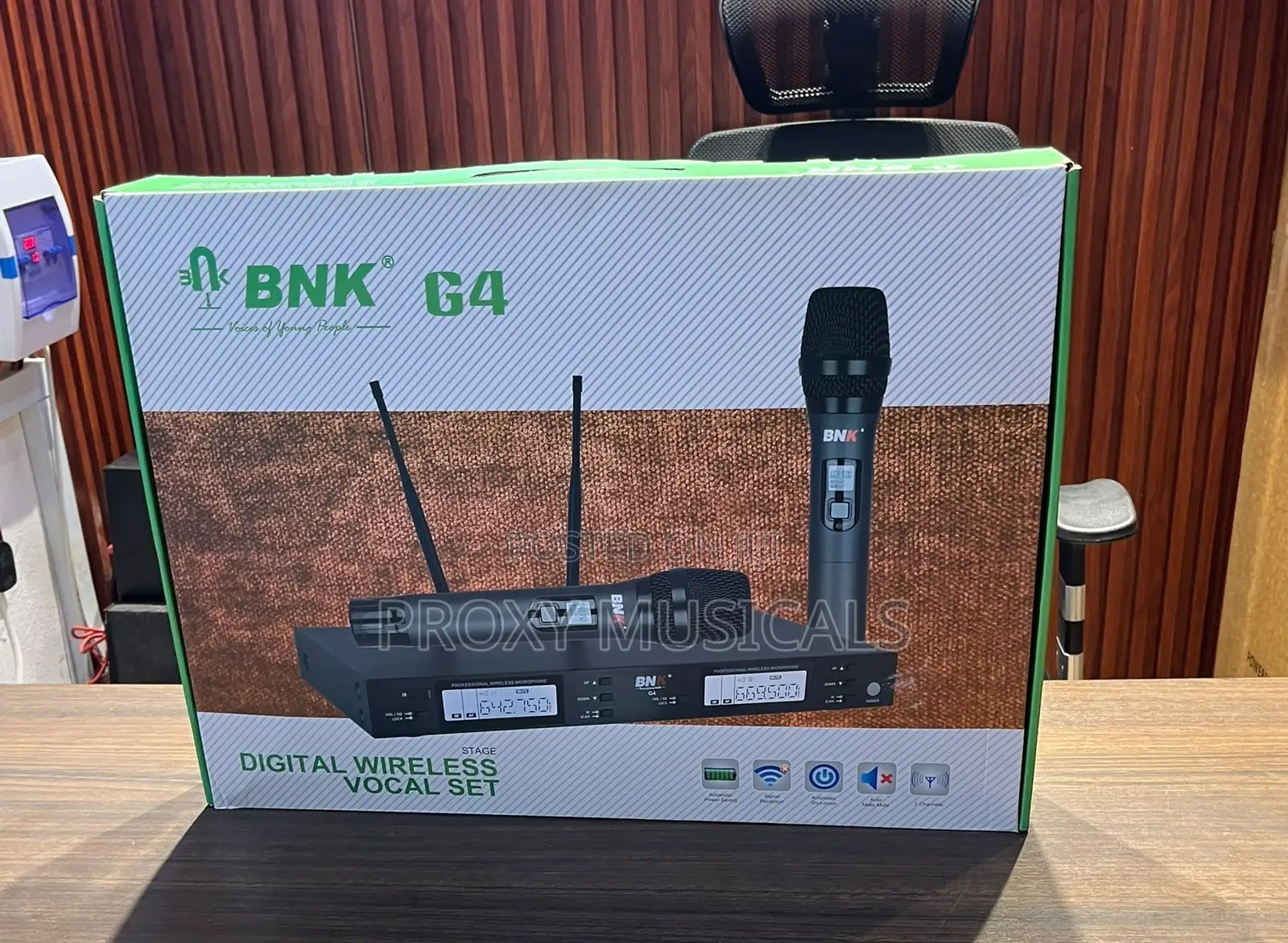 BNK G4 Digital Wireless Vocal Set Microphone