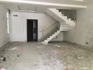4bdrm Duplex in Mende for rent