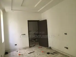 4bdrm Duplex in Mende for rent