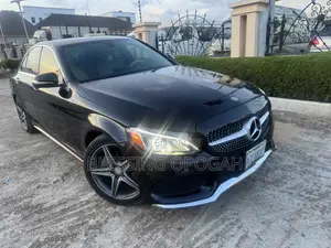 Mercedes-Benz C400 2016 Black