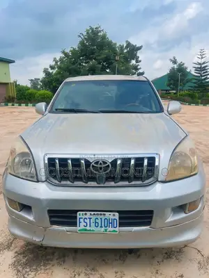 Toyota Land Cruiser Prado 2010