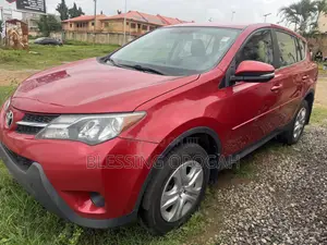 Toyota RAV4 LE 4dr SUV AWD (2.5L 4cyl 6A) 2014 Red
