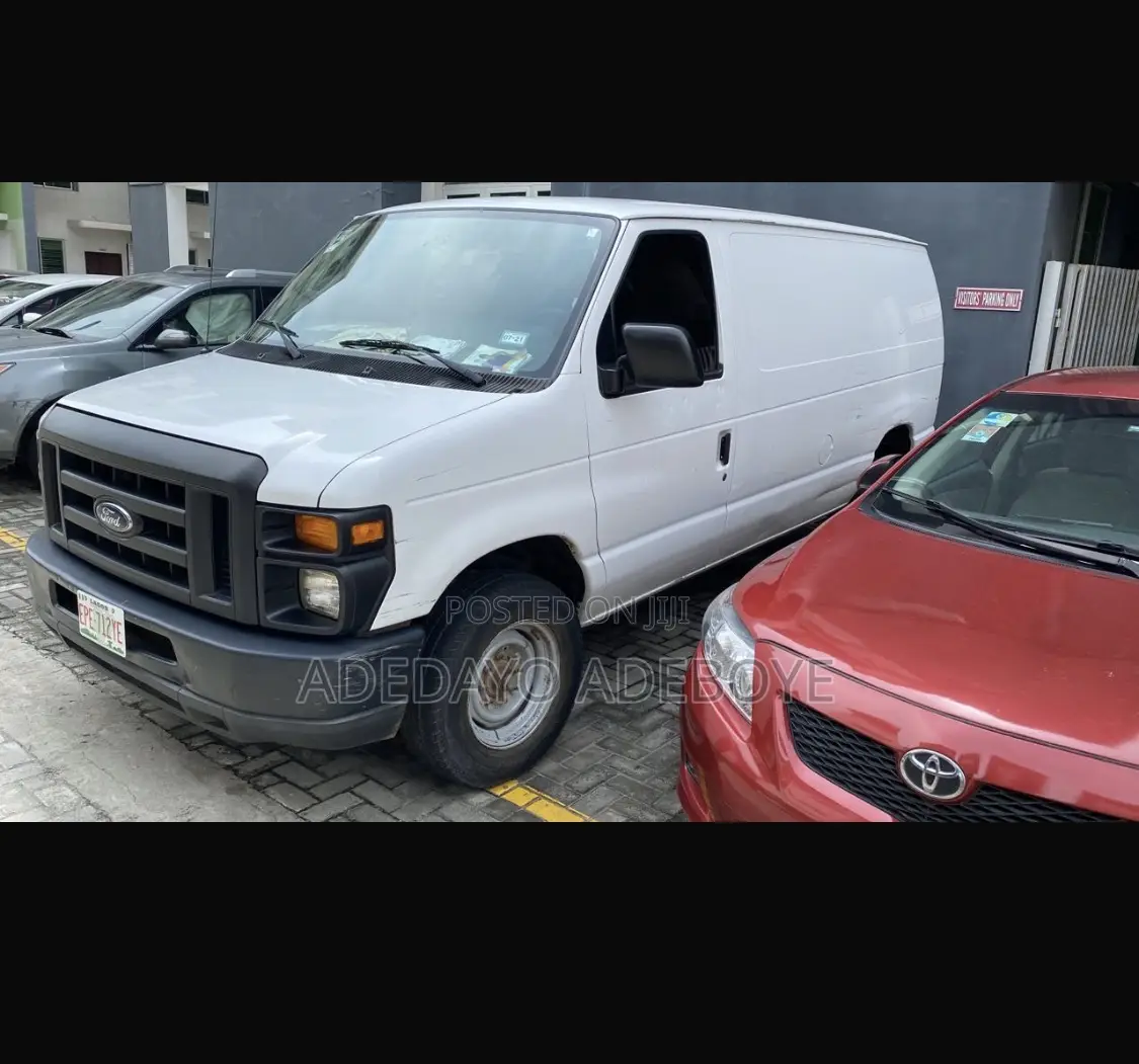 Ford E250 2010 White