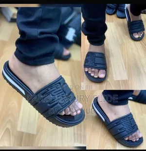 Premium Unisex Palm Slides – Comfortable Designer-Inspired Slippers