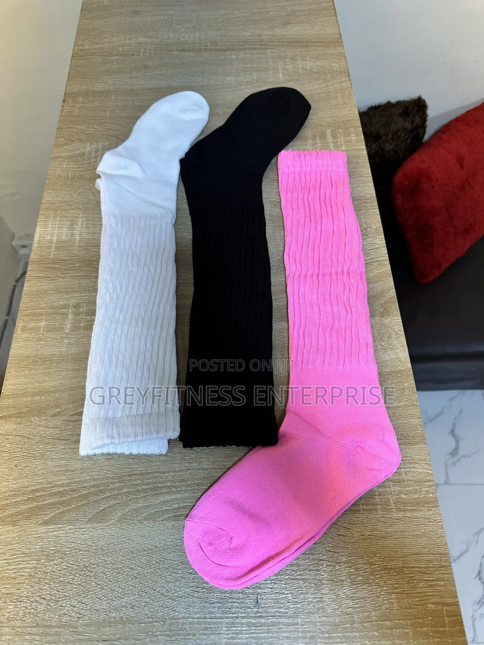 Slouch Scrunchie Socks