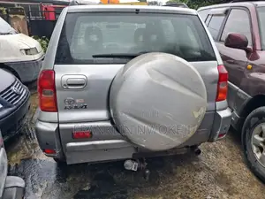 Toyota RAV4 2011 Gray